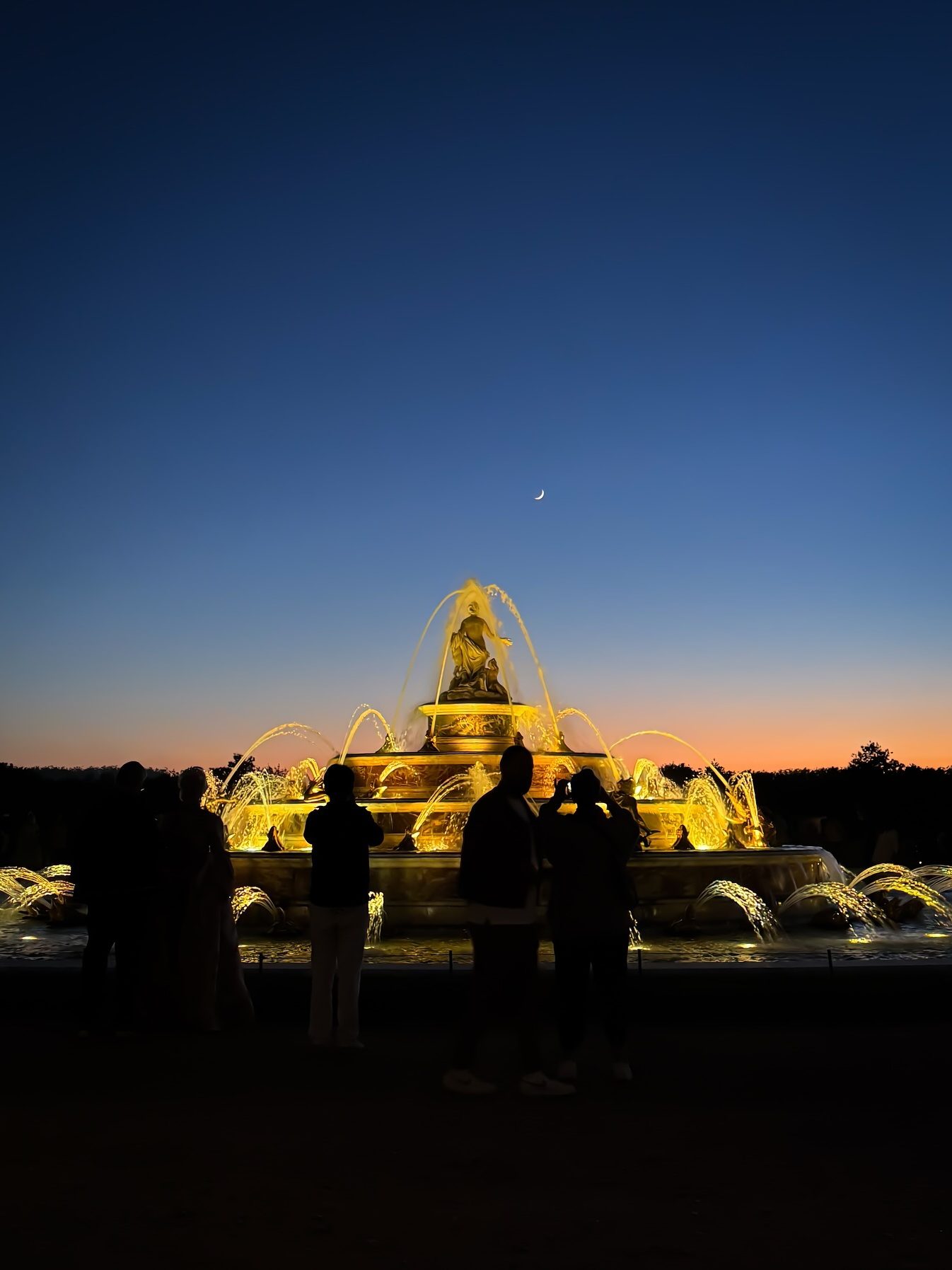 fonteinenshow kasteel van versailles tuinen 